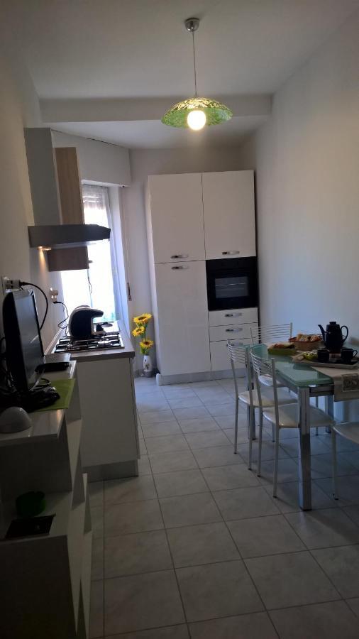 L'Appartamentino B&B Caserta Luaran gambar